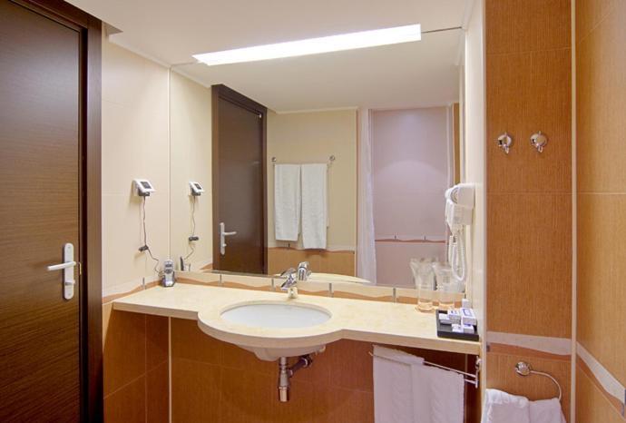 Park Hotel Romantica Svilengrad Habitación foto